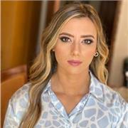Laureanda in lingue offro lezioni in italiano e francese principalmente. Ho studiato arabo, francese, inglese e spagnolo. Mi piacerebbe aiutare chi ha difficoltà con la lingua ad integrarsi nel nostro paese